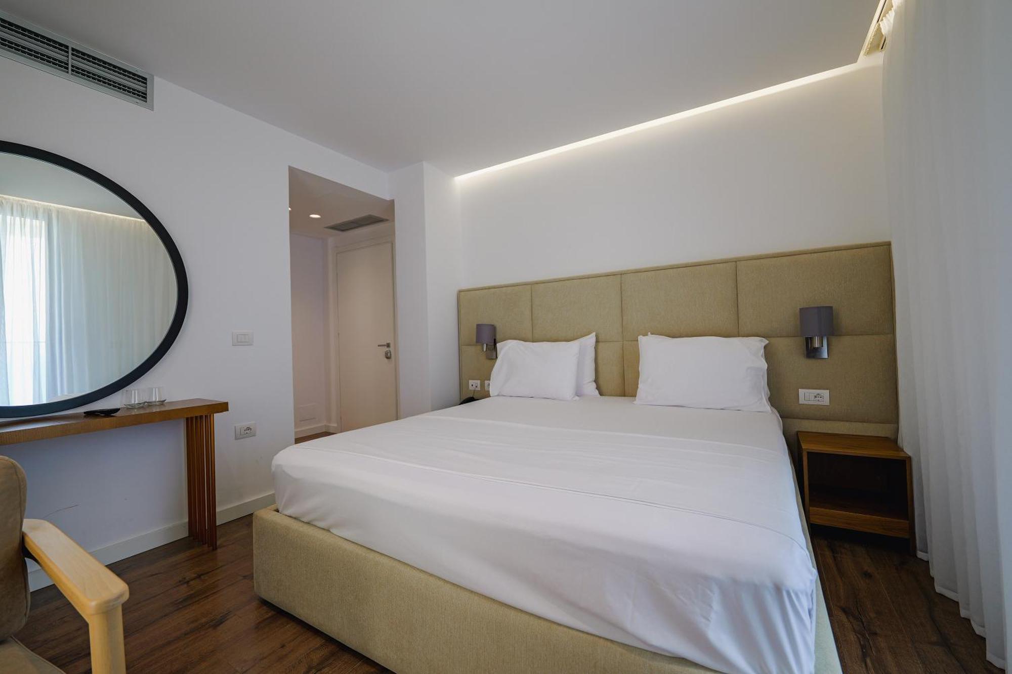 Dorchester Hotel Sarandë Exteriér fotografie